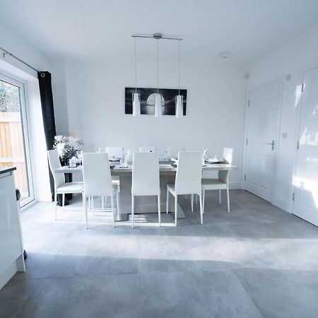 Entire Modern Home With Private Parking For 6/8 Persons Worksop Dış mekan fotoğraf