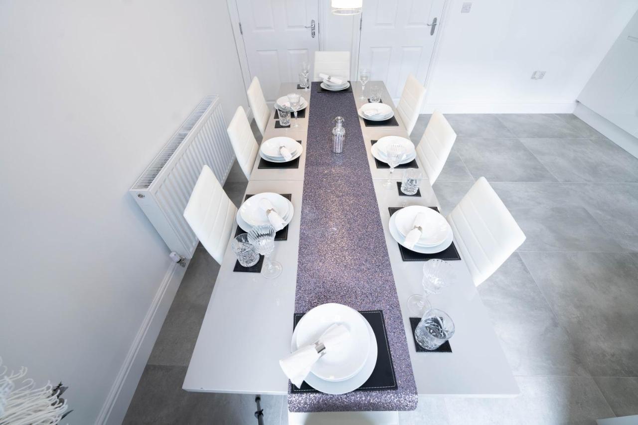Entire Modern Home With Private Parking For 6/8 Persons Worksop Dış mekan fotoğraf
