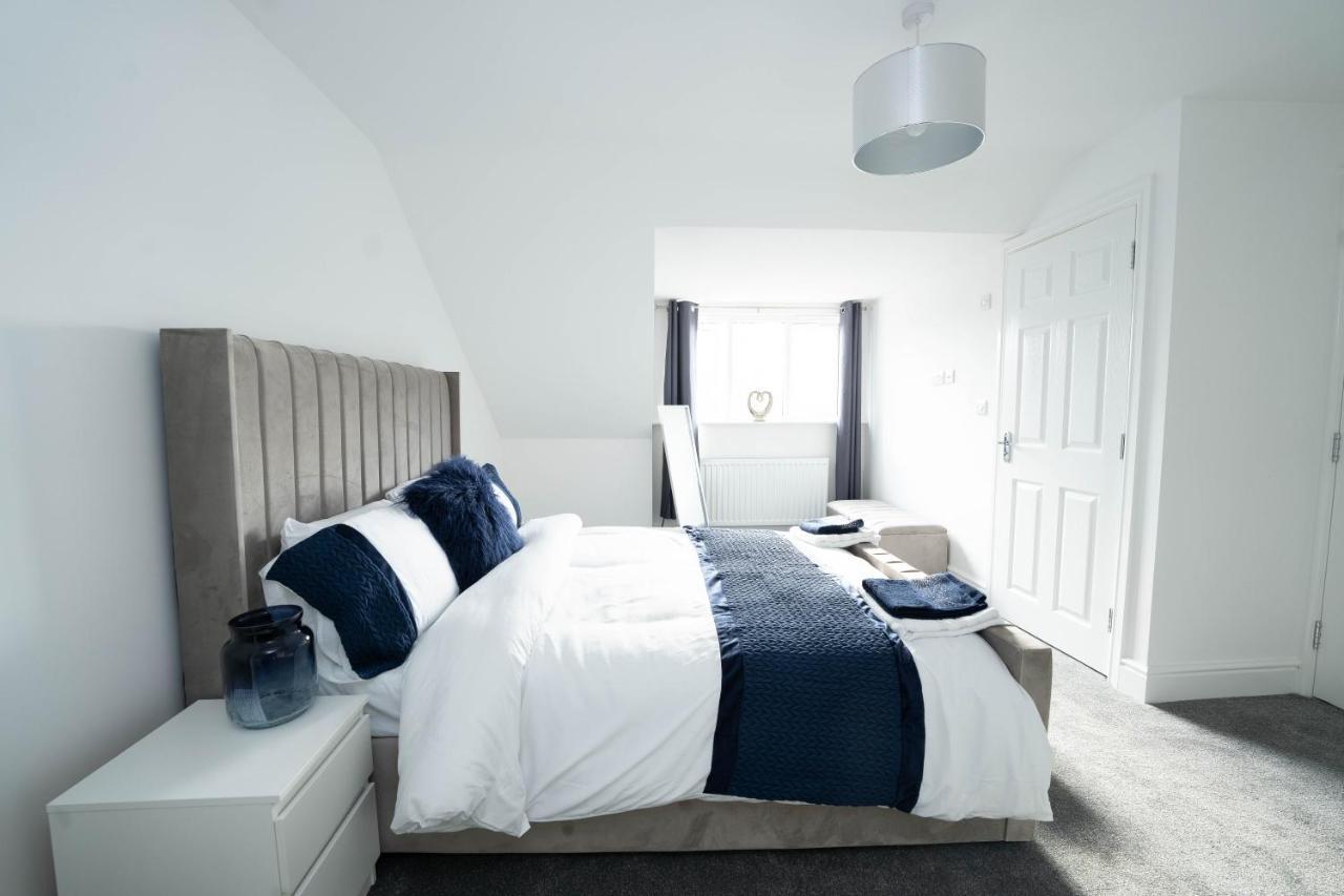 Entire Modern Home With Private Parking For 6/8 Persons Worksop Dış mekan fotoğraf
